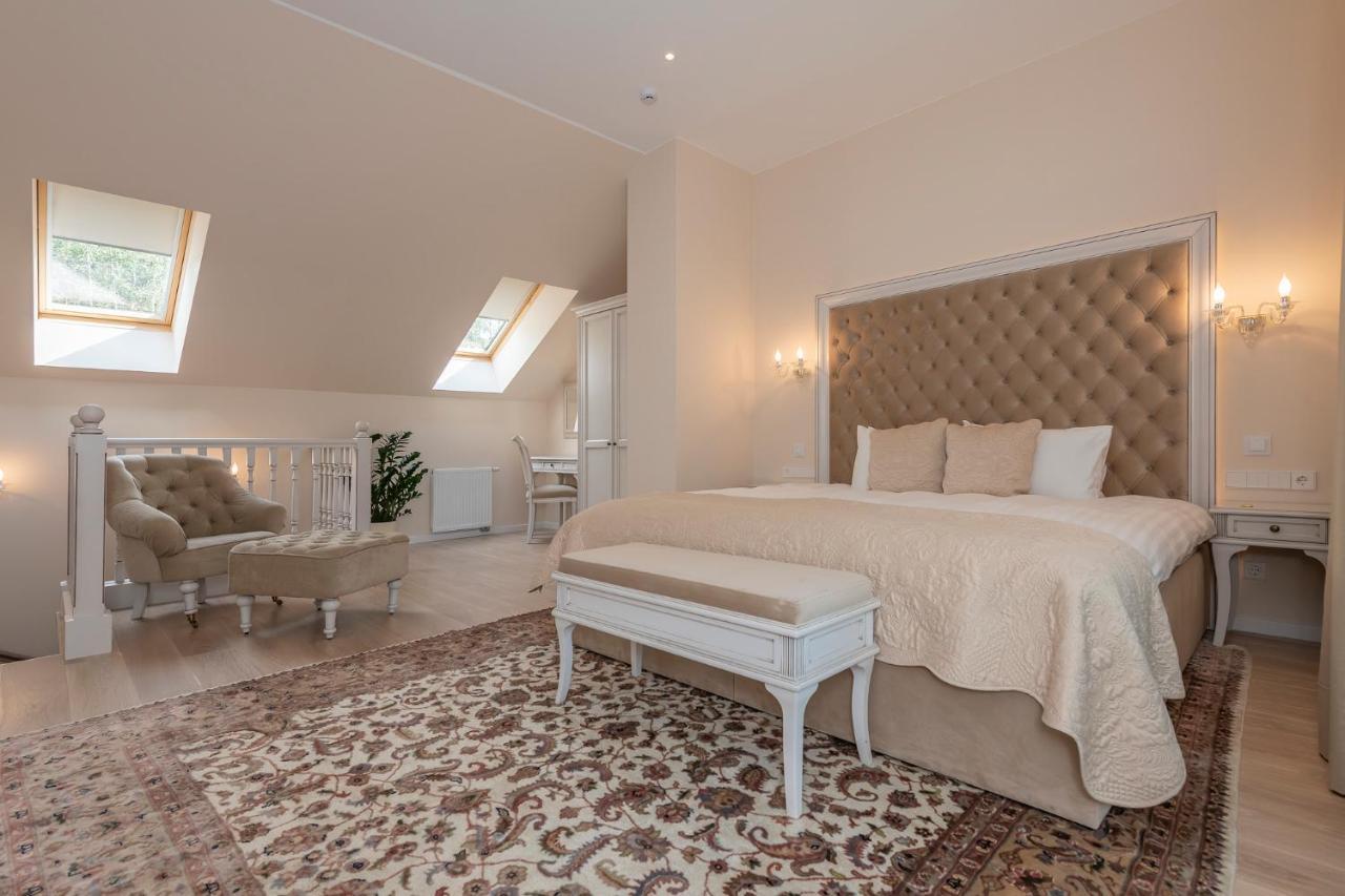 Hotel Pusu Paunksneje Паланга Экстерьер фото