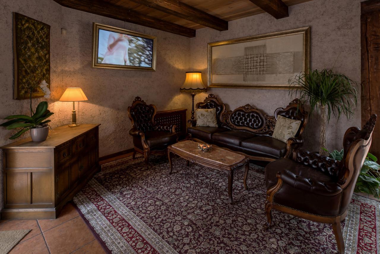 Hotel Pusu Paunksneje Паланга Экстерьер фото