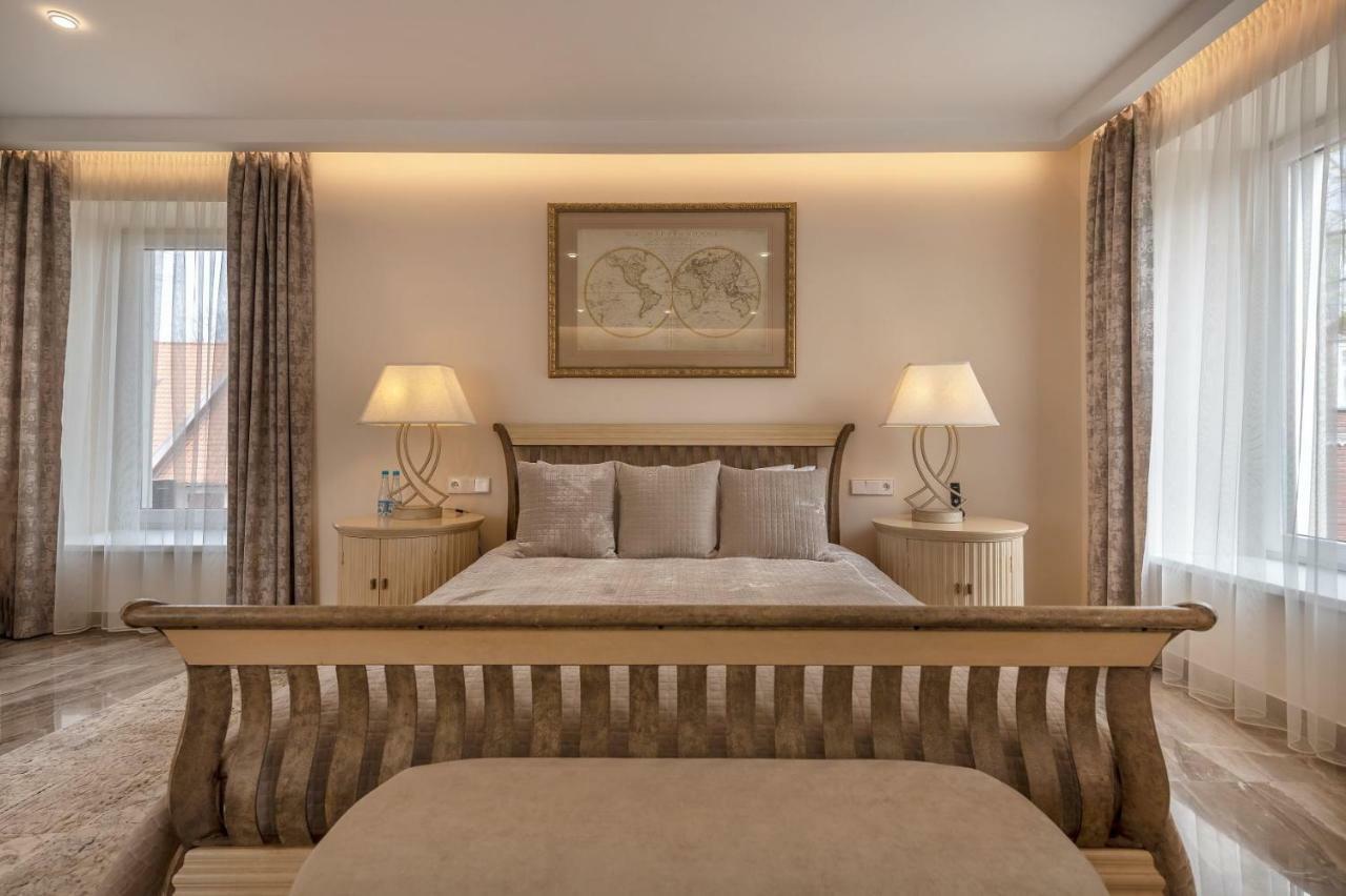 Hotel Pusu Paunksneje Паланга Экстерьер фото
